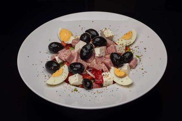 Salata Bulgareasca